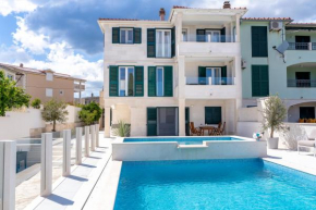 Villa La Familia